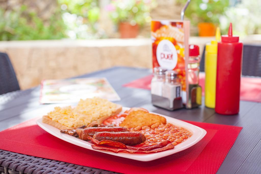 Aparthotel Puet Sant Antoni de Portmany